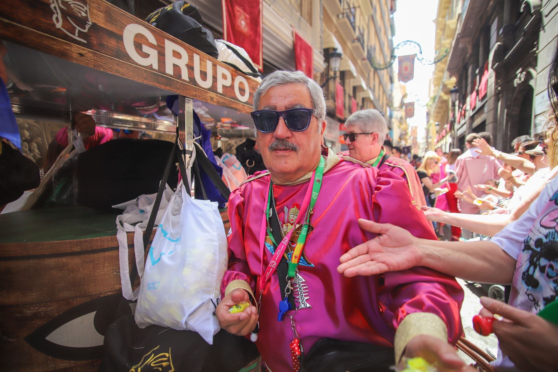 El penúltimo desfile antes de la quema de la Sardina, en imágenes