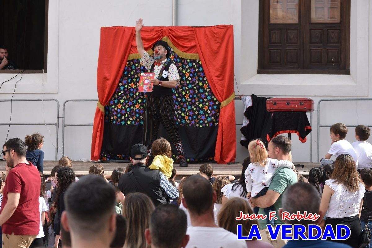 Imágenes de los Juegos Infantiles en la placeta del Santo de Caravaca de la Cruz