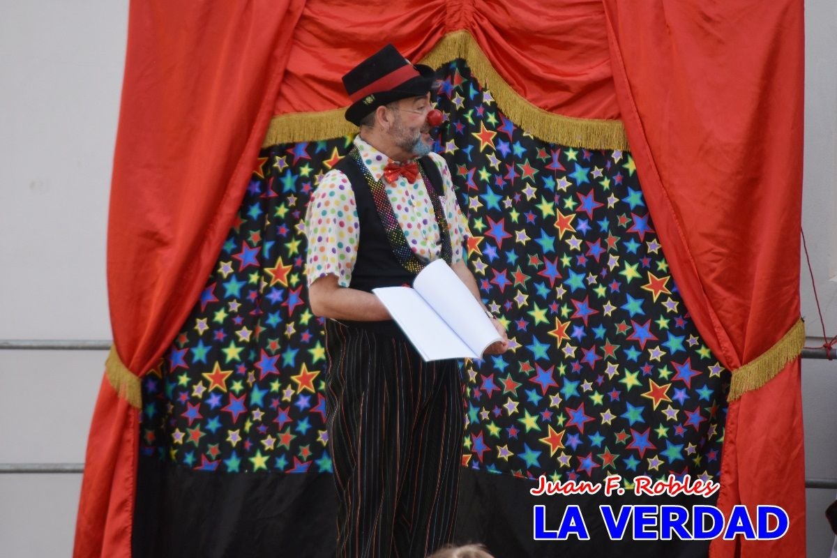 Imágenes de los Juegos Infantiles en la placeta del Santo de Caravaca de la Cruz