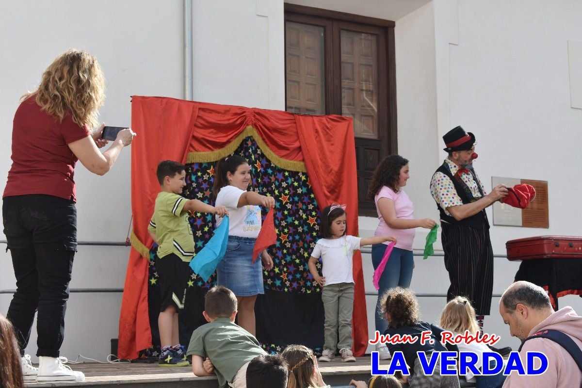 Imágenes de los juegos infantiles en la placeta del santo de caravaca de la cruz | la verdad