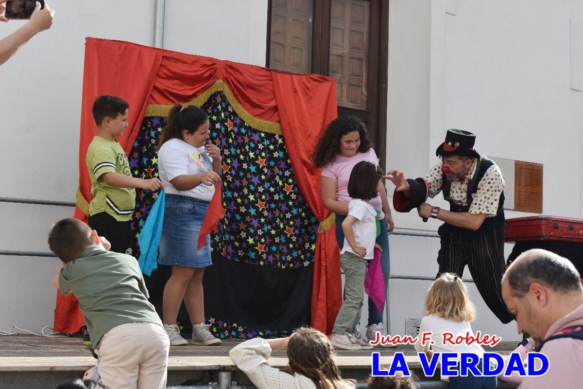Imágenes de los Juegos Infantiles en la placeta del Santo de Caravaca de la Cruz