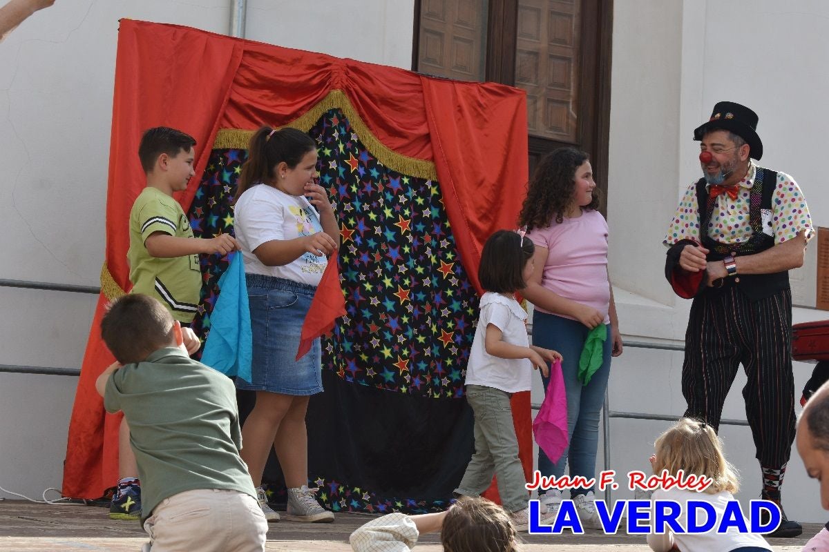 Imágenes de los Juegos Infantiles en la placeta del Santo de Caravaca de la Cruz