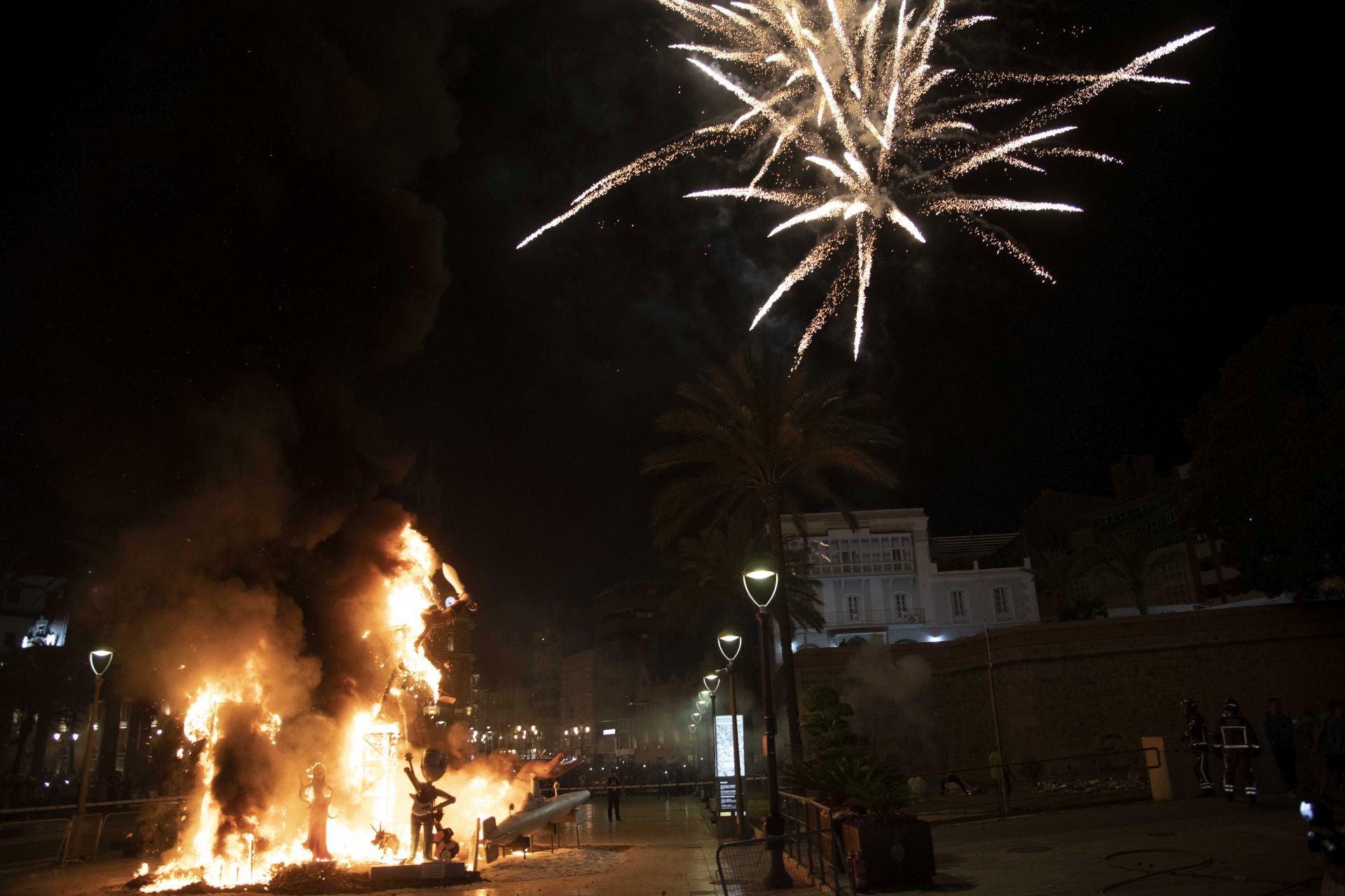 La despedida de las Fallas en Cartagena, en imágenes