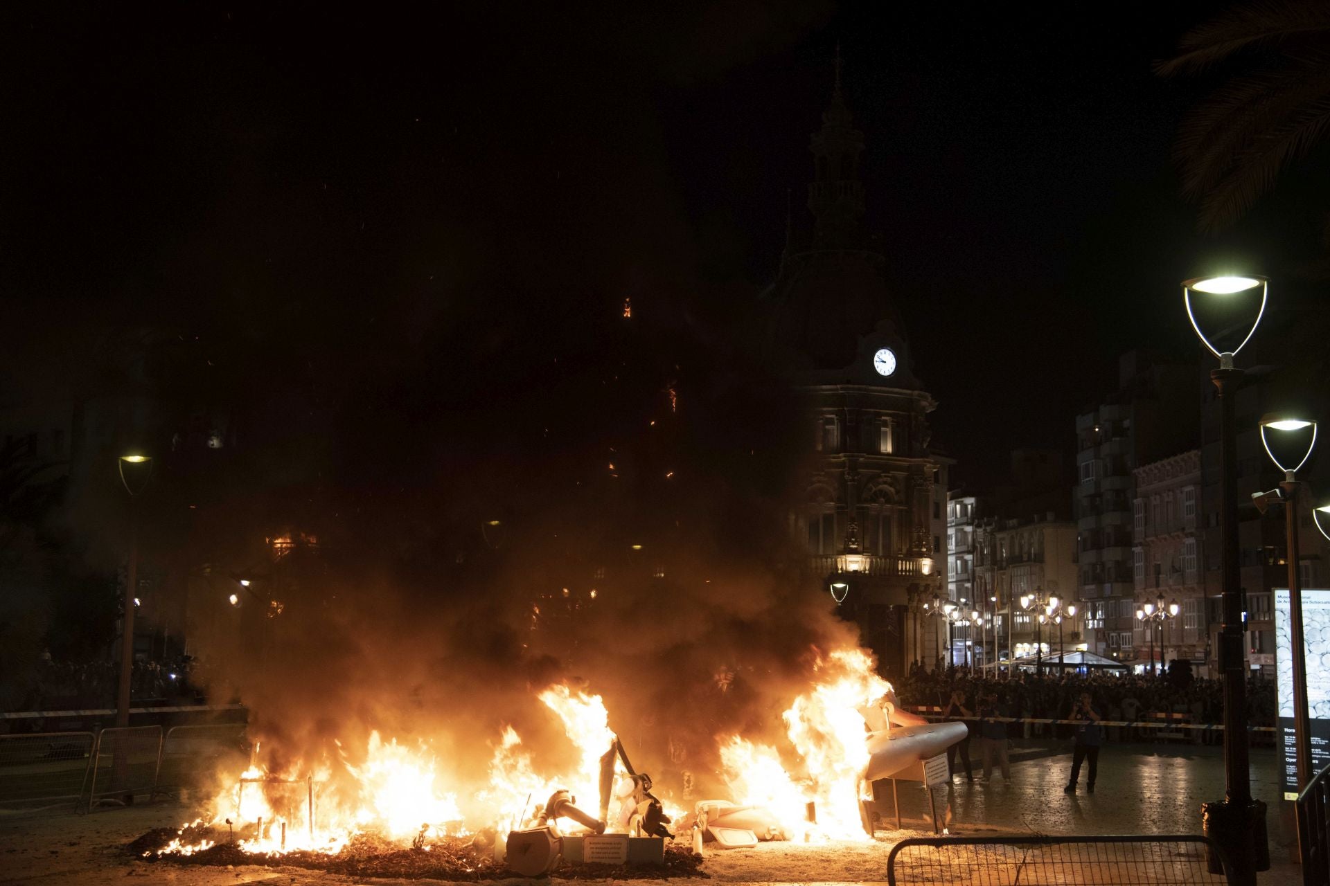 La despedida de las Fallas en Cartagena, en imágenes