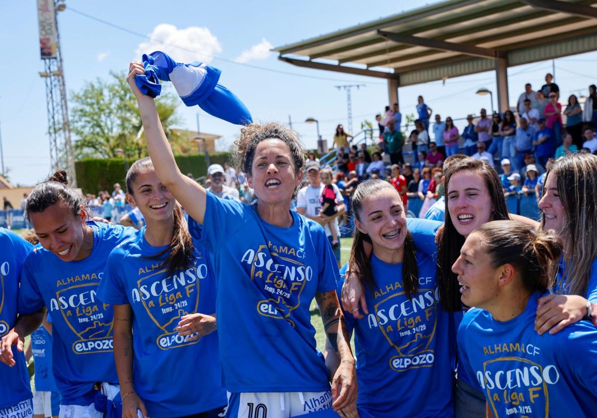 El ascenso del Alhama femenino a primera división, en imágenes