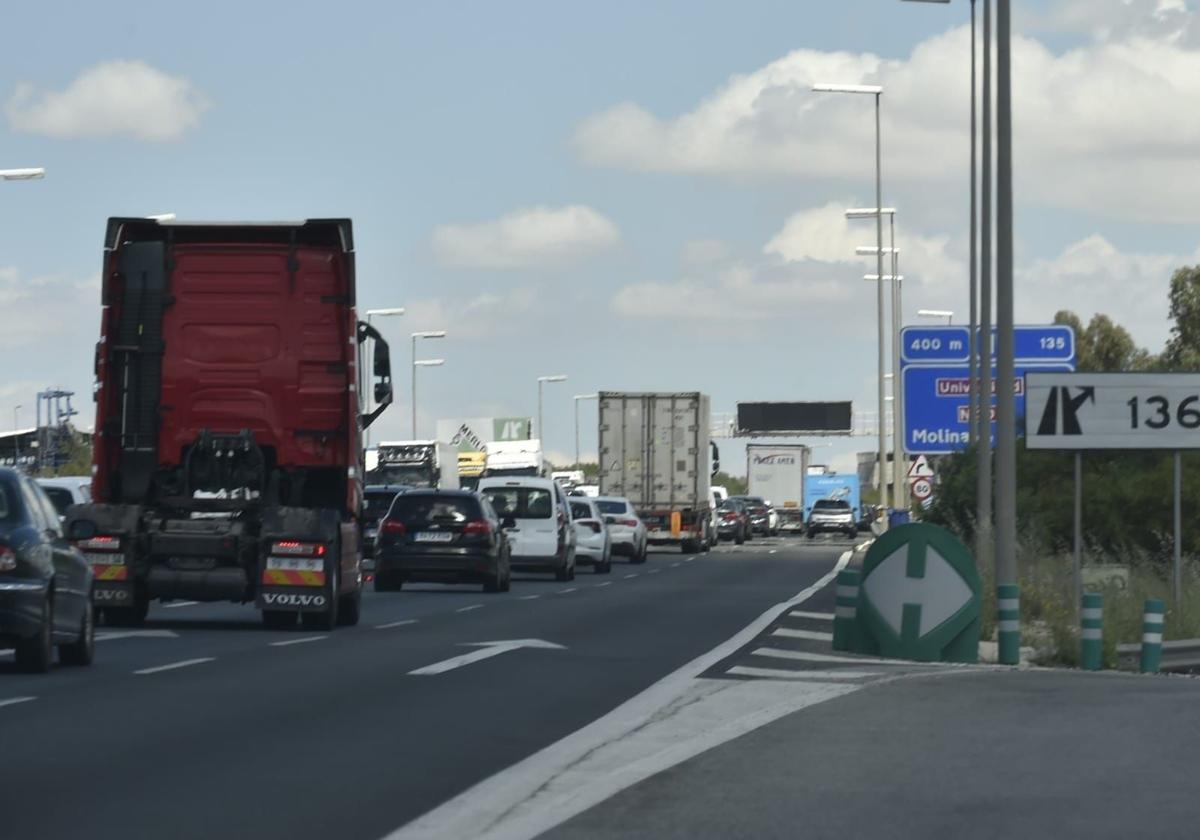 Retenciones y accidentes en las carreteras de la Región de Murcia durante el apagón