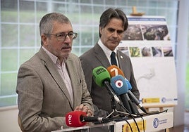 El secretario de Estado de Medio Ambiente, Hugo Morán, durante una visita a las instalaciones de la MCT en Cartagena en marzo.
