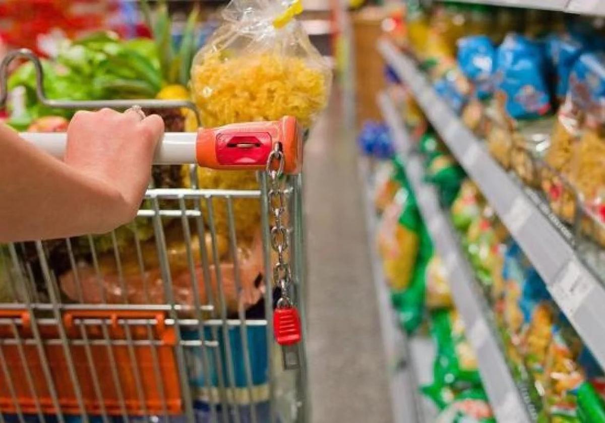 Qué supermercados y tiendas abren el 1 de mayo de 2025 en la Región de Murcia