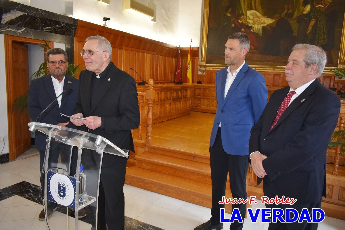 Recepción oficial al grupo de alemanes de Obertshausen en Caravaca de la Cruz