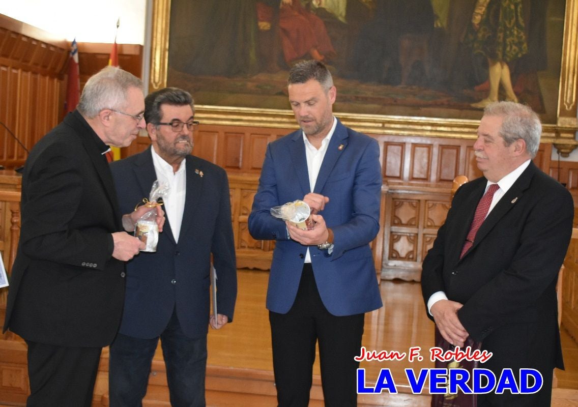 Recepción oficial al grupo de alemanes de Obertshausen en Caravaca de la Cruz