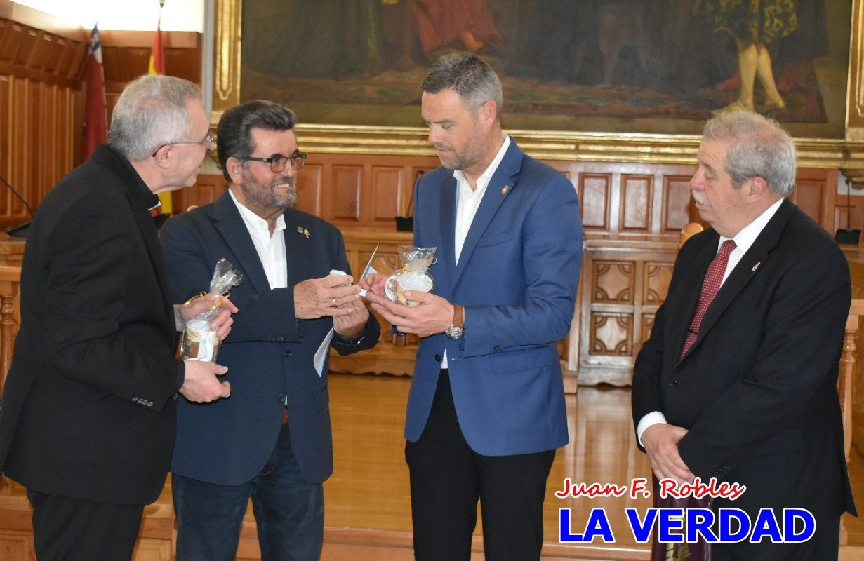 Recepción oficial al grupo de alemanes de Obertshausen en Caravaca de la Cruz