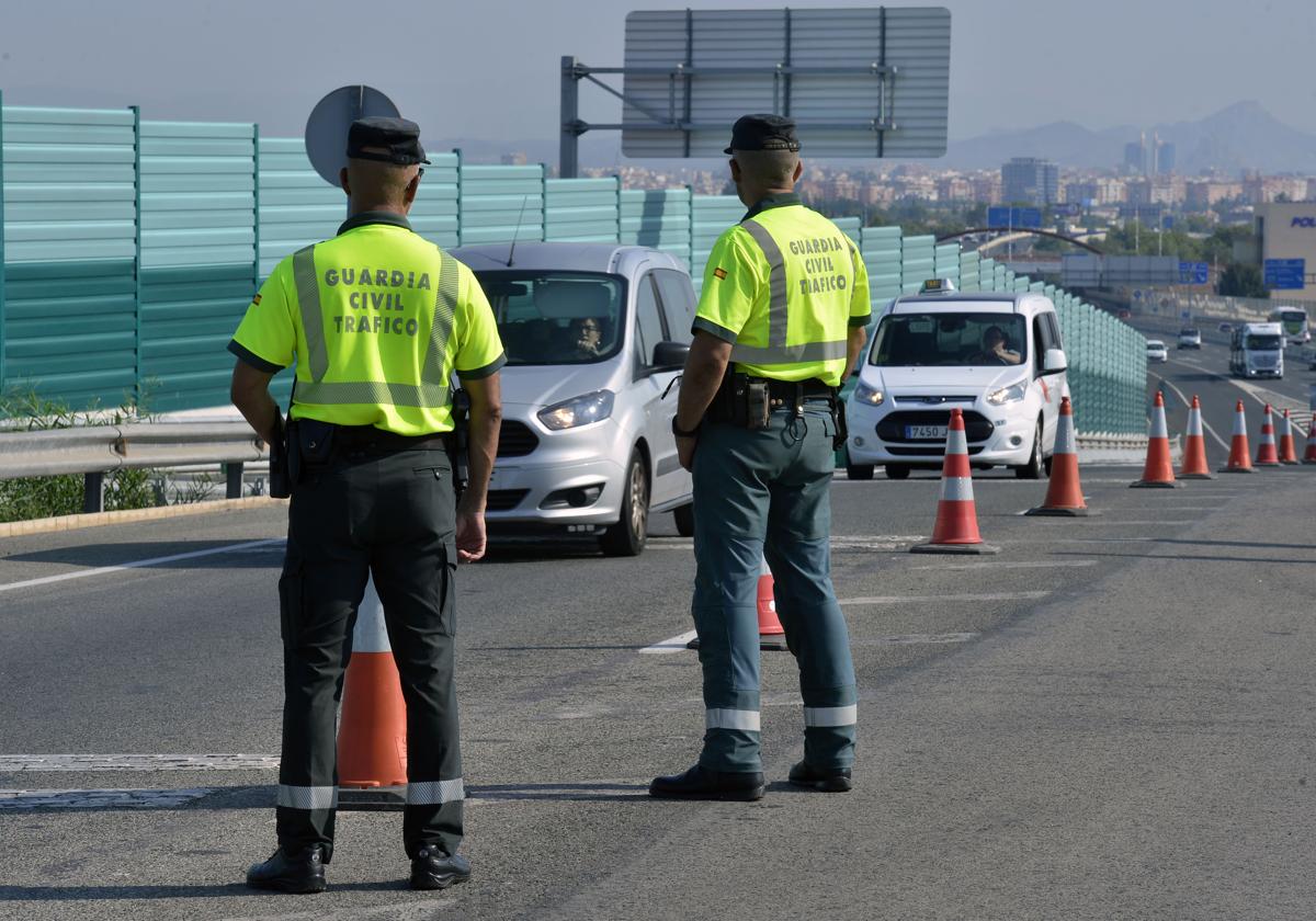 Más de 200 agentes controlarán el tráfico en la Región de Murcia durante el puente de mayo
