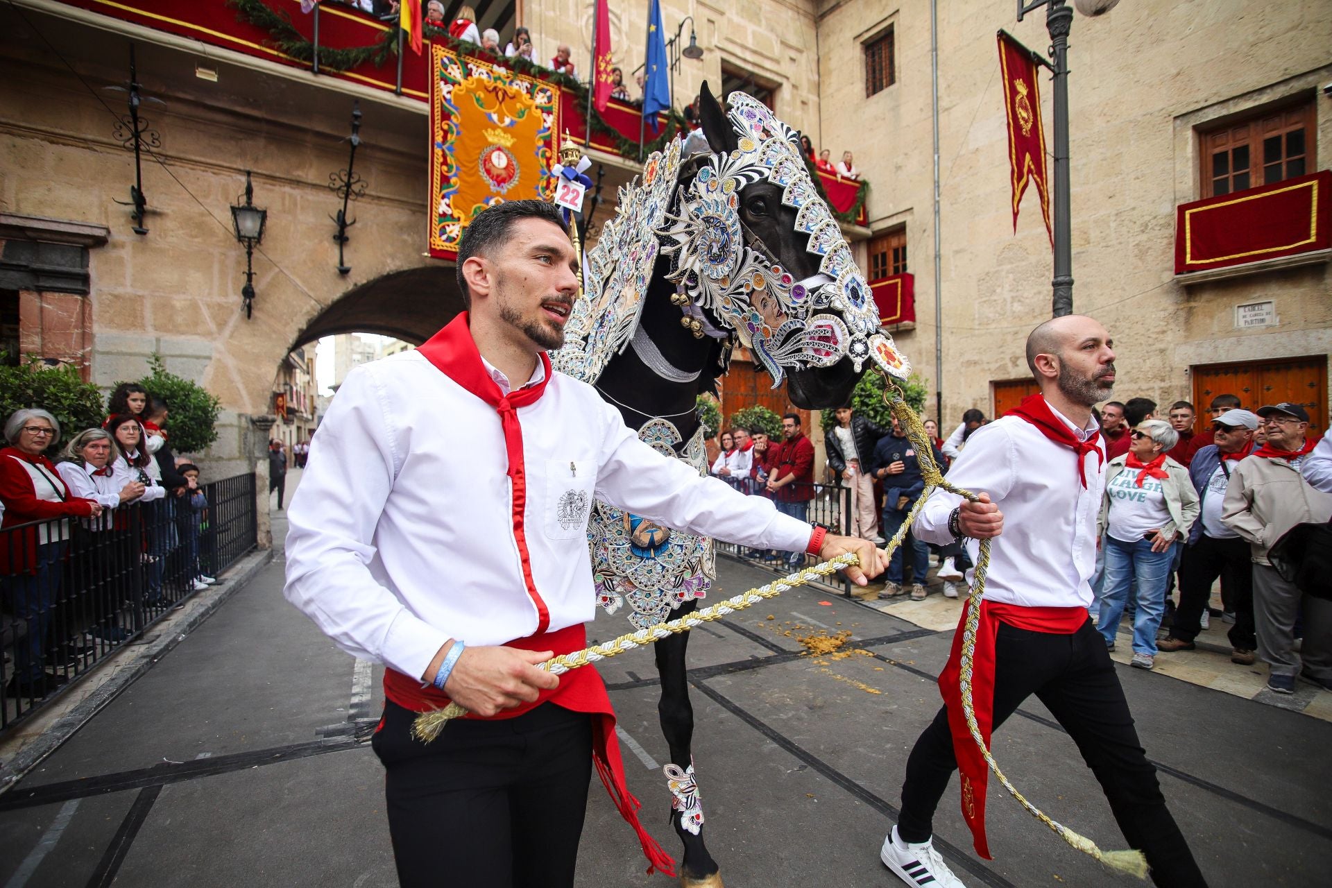 La jornada de la carrera de los Caballos del Vino, en imágenes