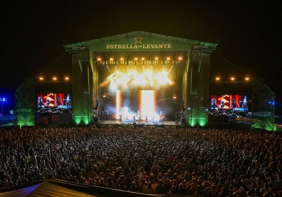 Imagen de ambiente durante el festival Warm Up de Murcia este sábado.