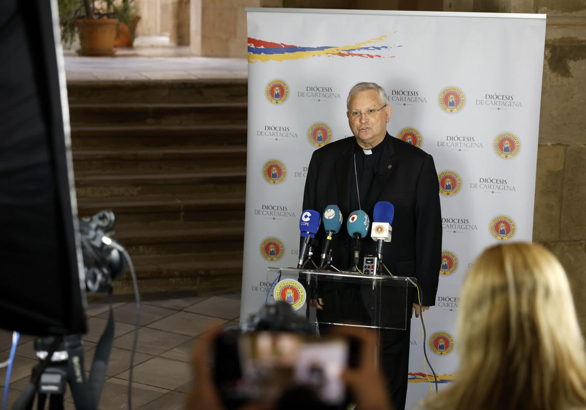 Lorca planes destaca que la rápida elección de león xiv demuestra «el consenso» en la iglesia católica | la verdad