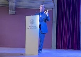 Raúl Pardo-Geijo Ruiz, tras recibir el reconocimiento.