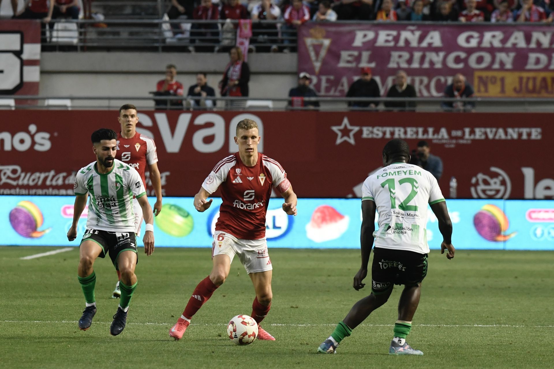 El empate del Real Murcia contra el Antequera, en imágenes