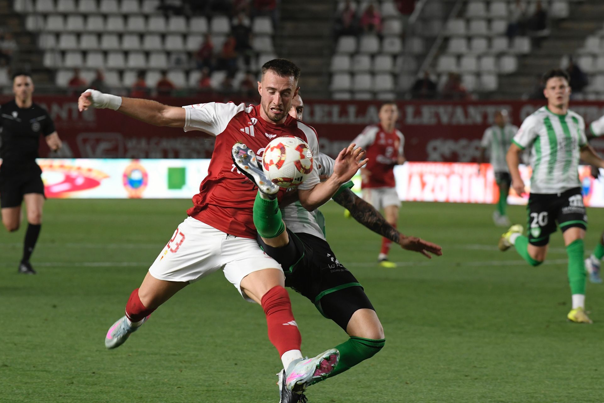 El empate del Real Murcia contra el Antequera, en imágenes