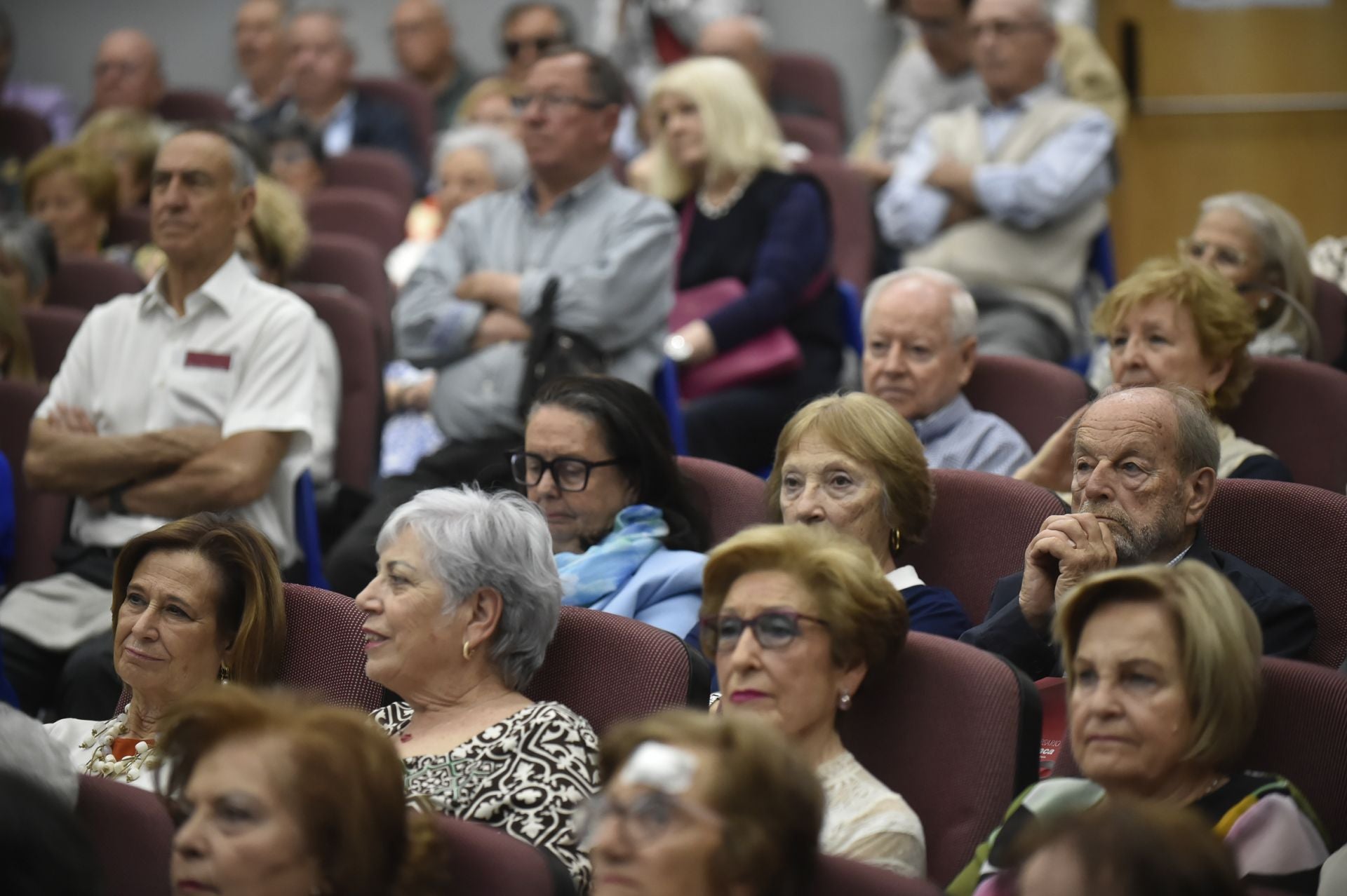 En imágenes, el homenaje a los trabajadores de La Arrixaca por su 50 aniversario