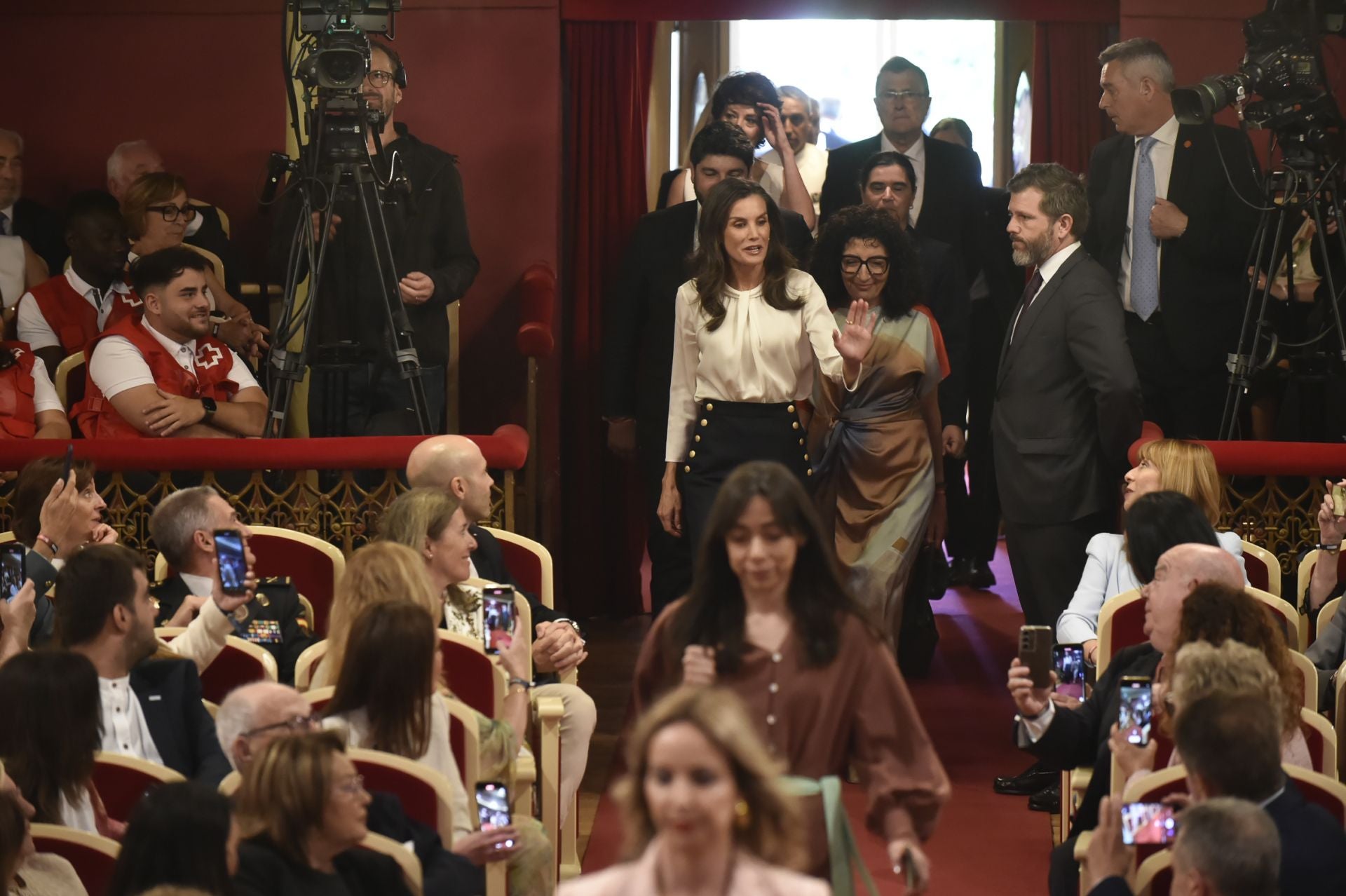 El acto de entrega en Murcia de los premios de Cruz Roja, en imágenes