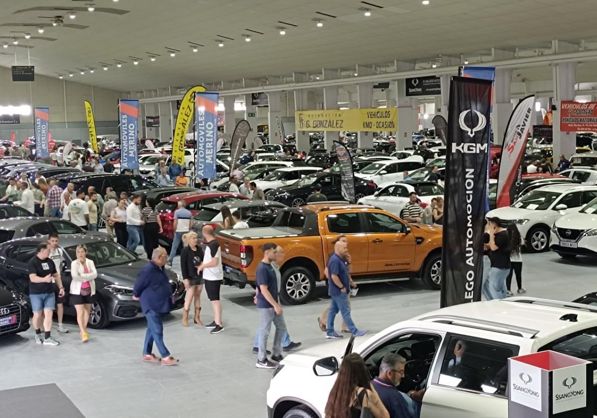 El salón del vehículo de ocasión celebrado en ifepa supera la barrera de los 10. 000 visitantes | la verdad