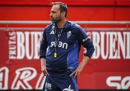 Fran Fernández, en un entrenamiento en el Enrique Roca.