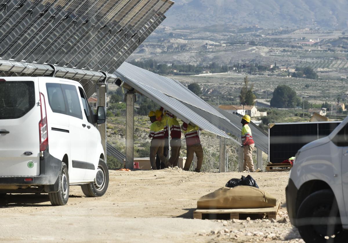 Otra remesa de parques solares convertirá la energía renovable en mayoritaria a corto plazo en la Región de Murcia