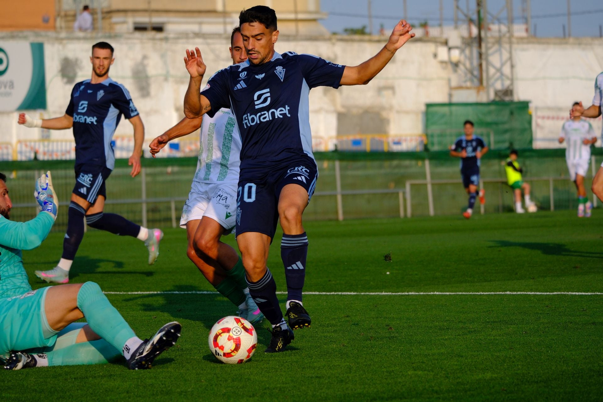 El empate del Real Murcia frente al Atlético Sanluqueño, en imágenes