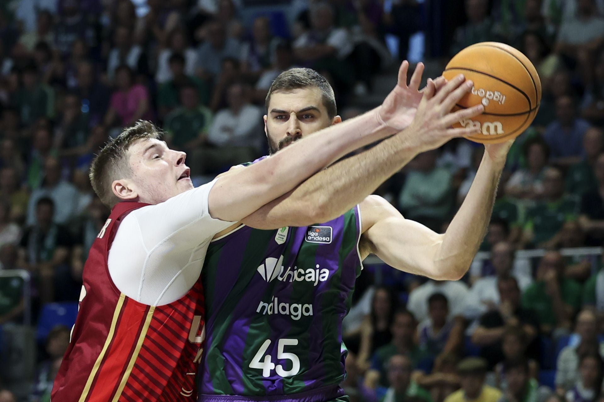 El partido del UCAM Murcia contra el Unicaja, en imágenes