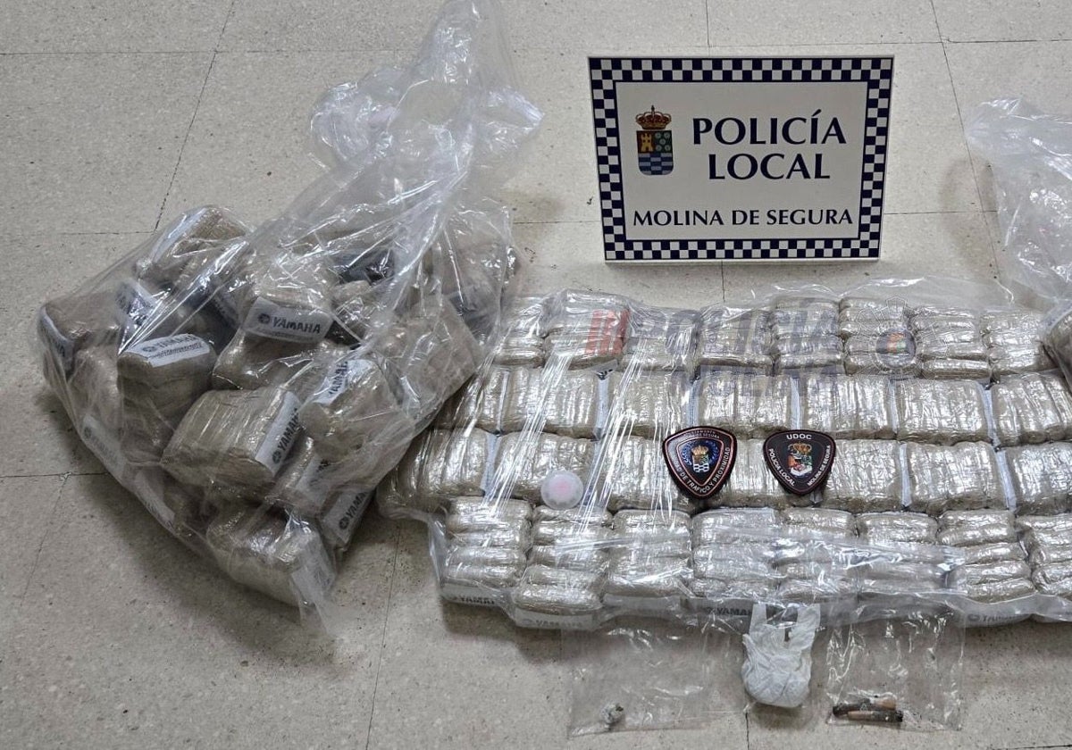 Droga incautada por la Policía Local de Molina de Segura en la operación.