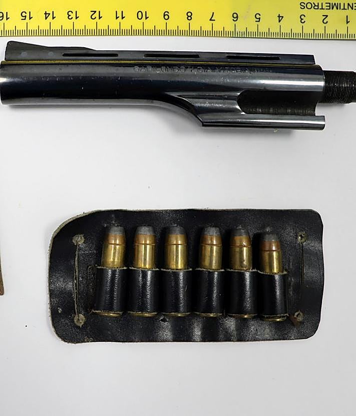 Imagen secundaria 2 - Desmantelan un grupo dedicado a cometer atracos y al cultivo de marihuana en el Campo de Cartagena