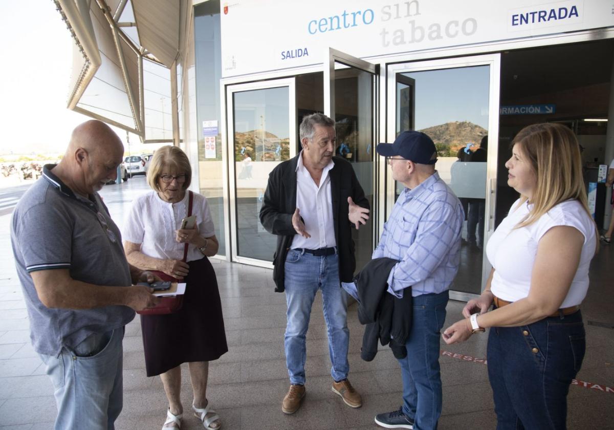 Decepción vecinal en Cartagena tras no lograr garantías para sus consultorios