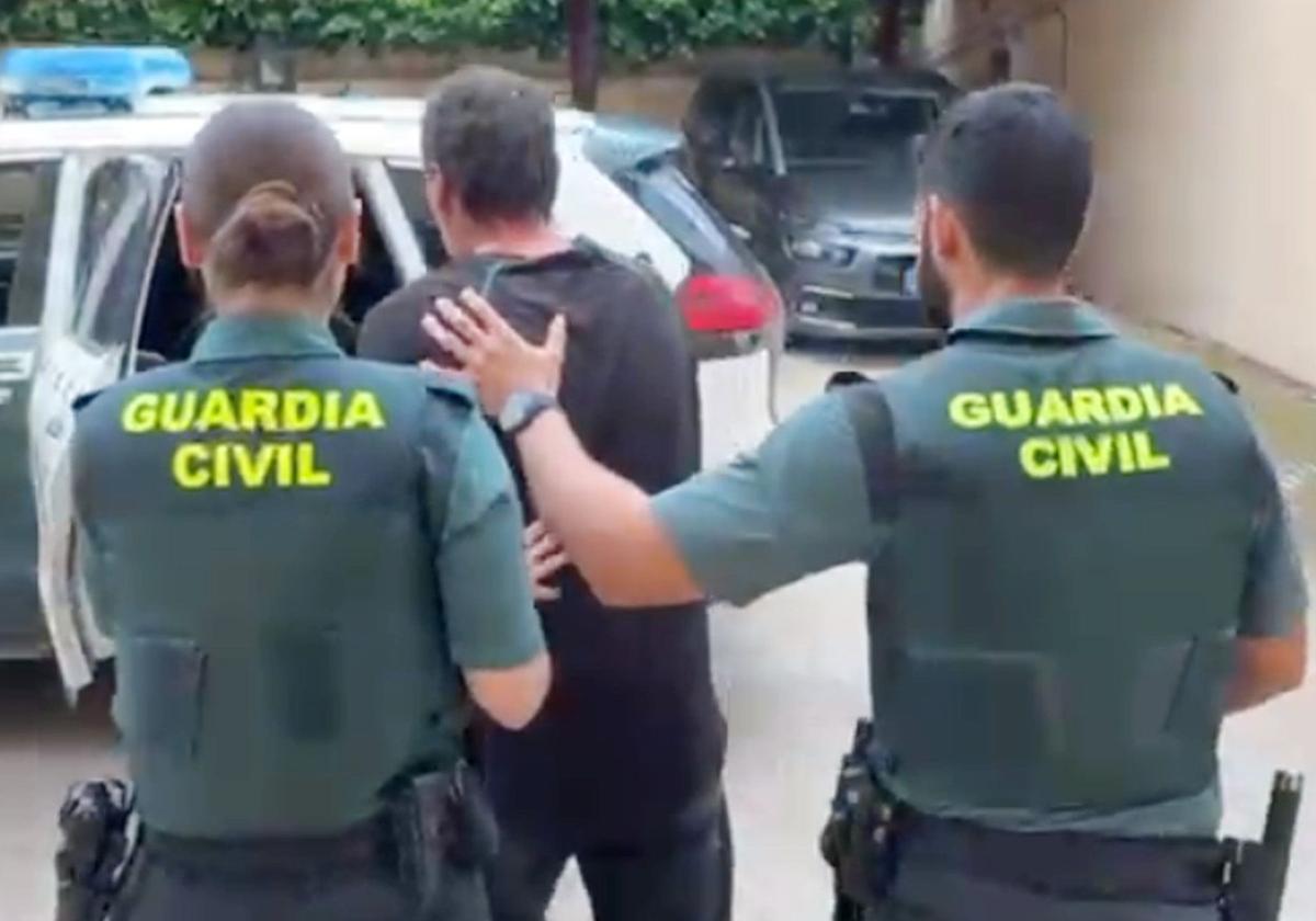 Arrestado por el robo de un taller y un ciclomotor histórico en cieza | la verdad