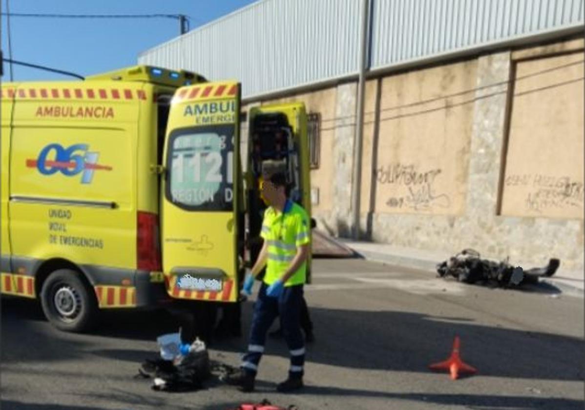 Muere un policía local de Cartagena al chocar con un tráiler en Molina de Segura