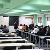 Alumnos en un aula de la UMU, en una imagen de archivo.