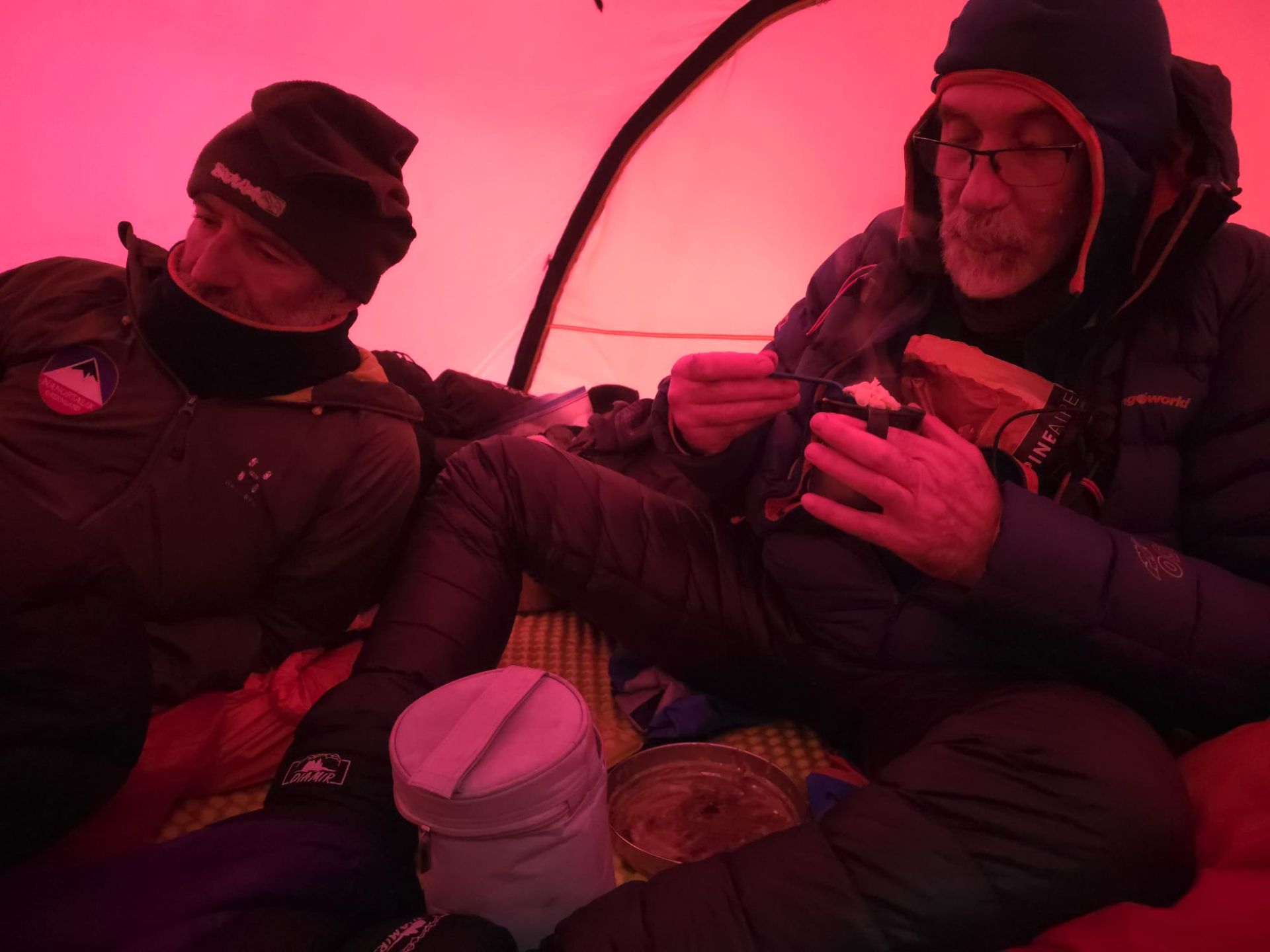 La expedición del santomerano Quitín Mira en el Ártico canadiense, en imágenes