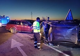 Los dos vehículos implicados chocaron frontalmente.