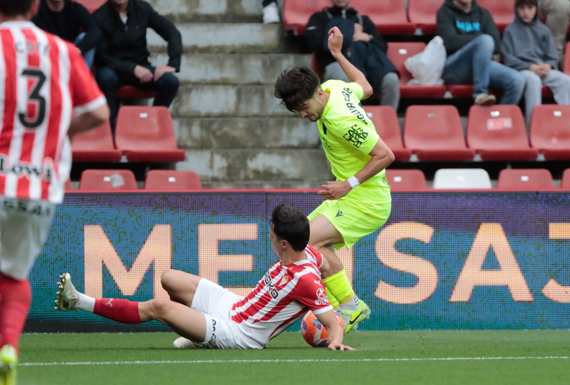 El Sporting-Cartagena (3-2), en imágenes
