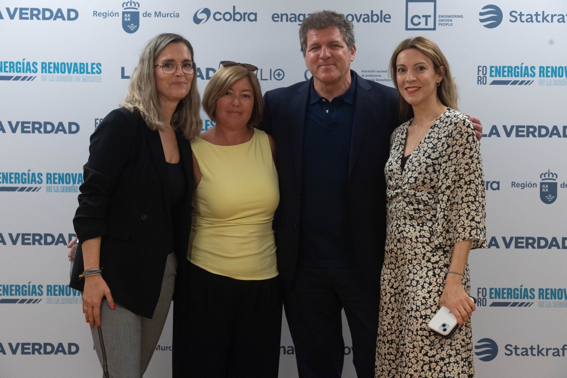 El foro sobre el impacto de las renovables en el modelo energético de la Región de Murcia, en imágenes