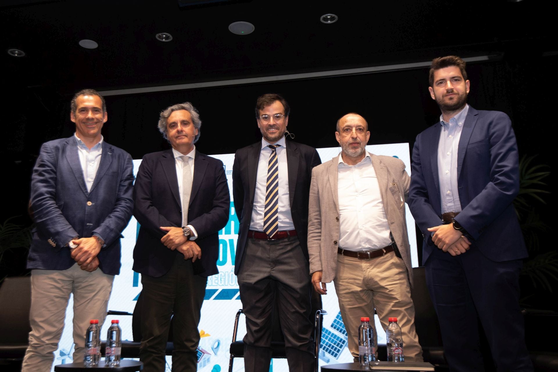 El foro sobre el impacto de las renovables en el modelo energético de la Región de Murcia, en imágenes