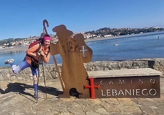 Una peregrina que vive en Murcia gana 100.000 seguidores durante el Camino de Santiago: «Me estáis vacilando».