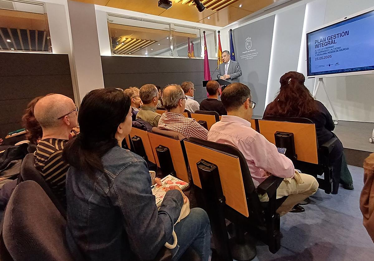 La Comunidad impulsa el futuro Plan de Gestión Integral de Carrascoy, El Valle, Altaona y Escalona con una jornada para técnicos