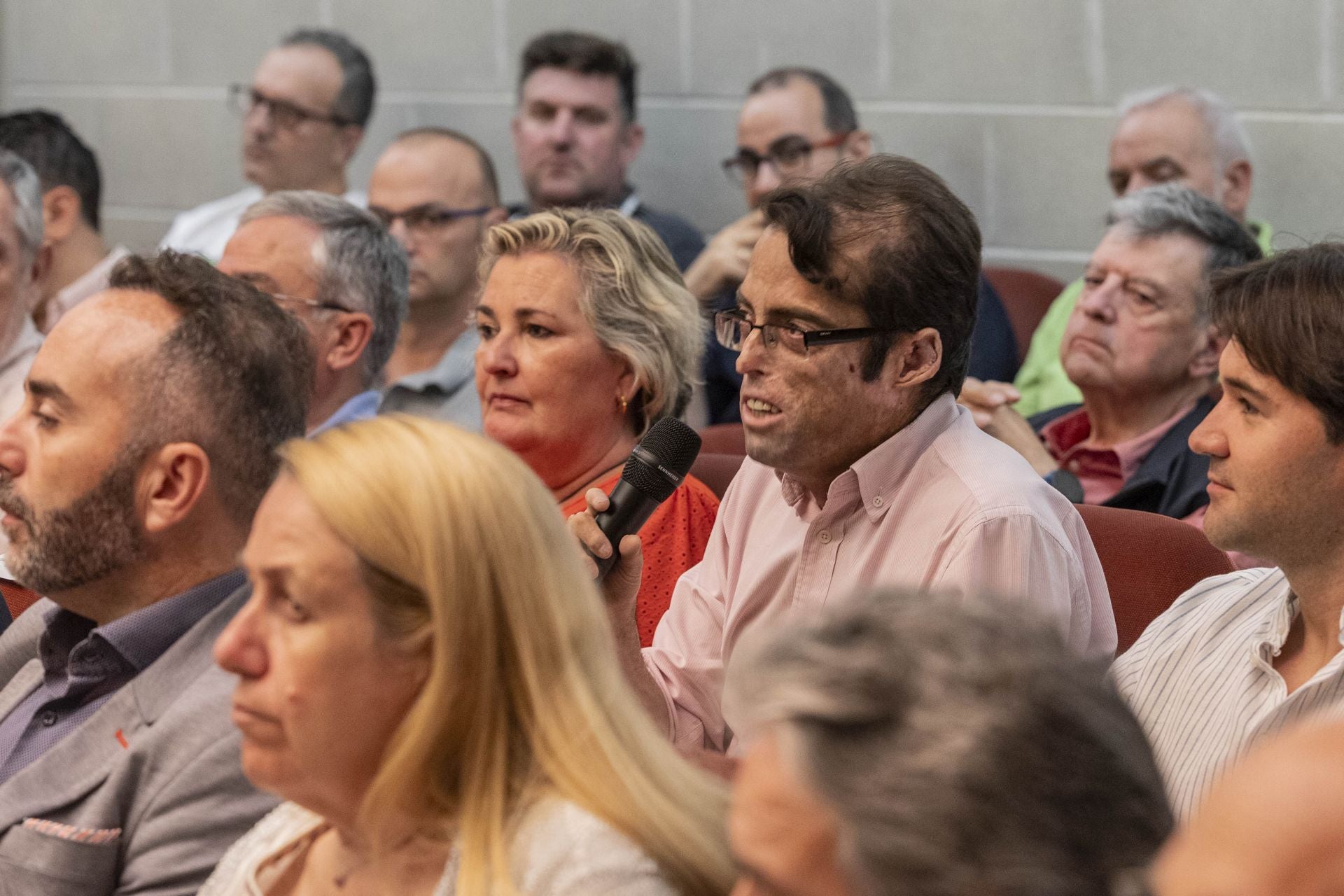 El foro sobre seguridad y fuerzas armadas en Cartagena, en imágenes