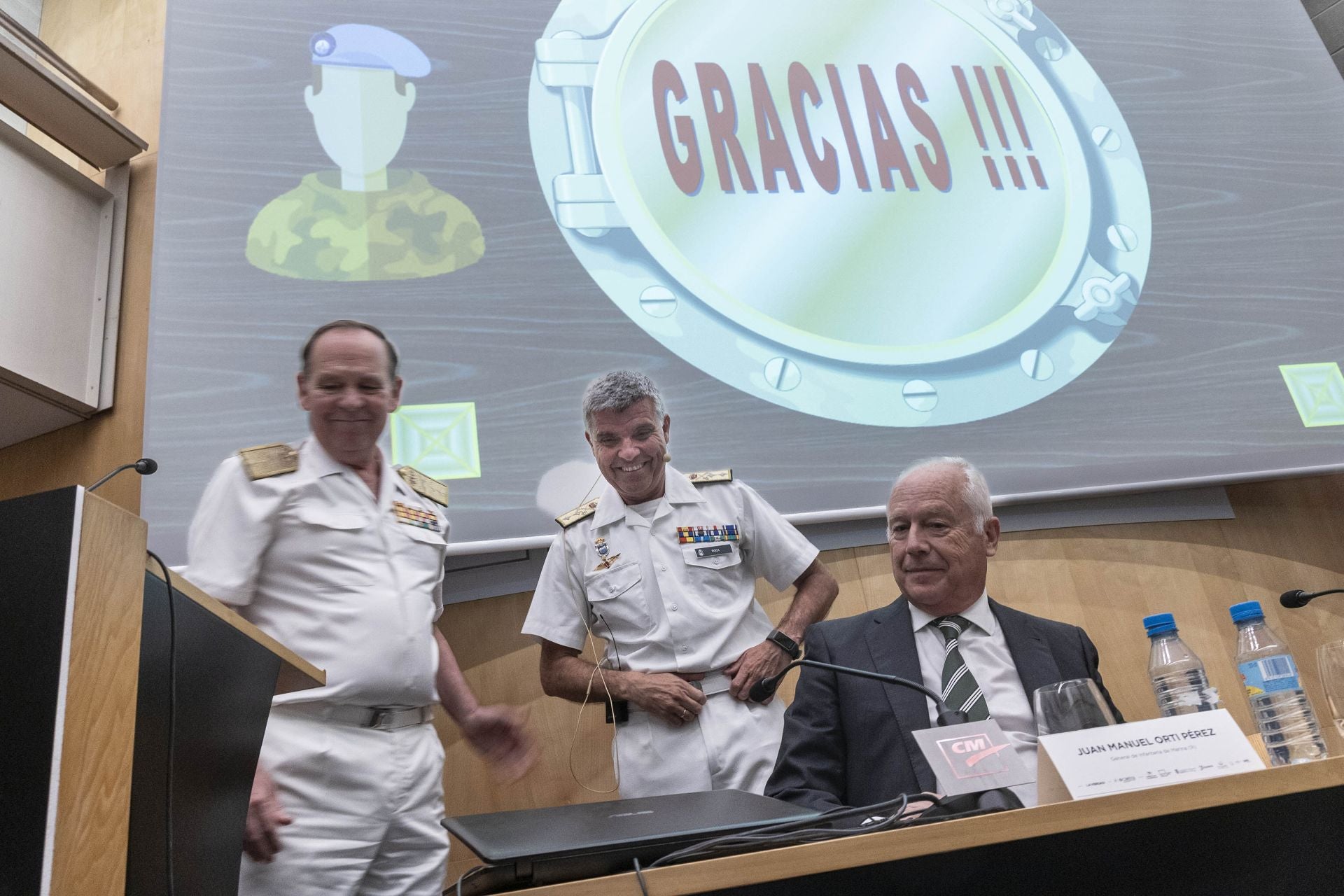 El foro sobre seguridad y fuerzas armadas en Cartagena, en imágenes