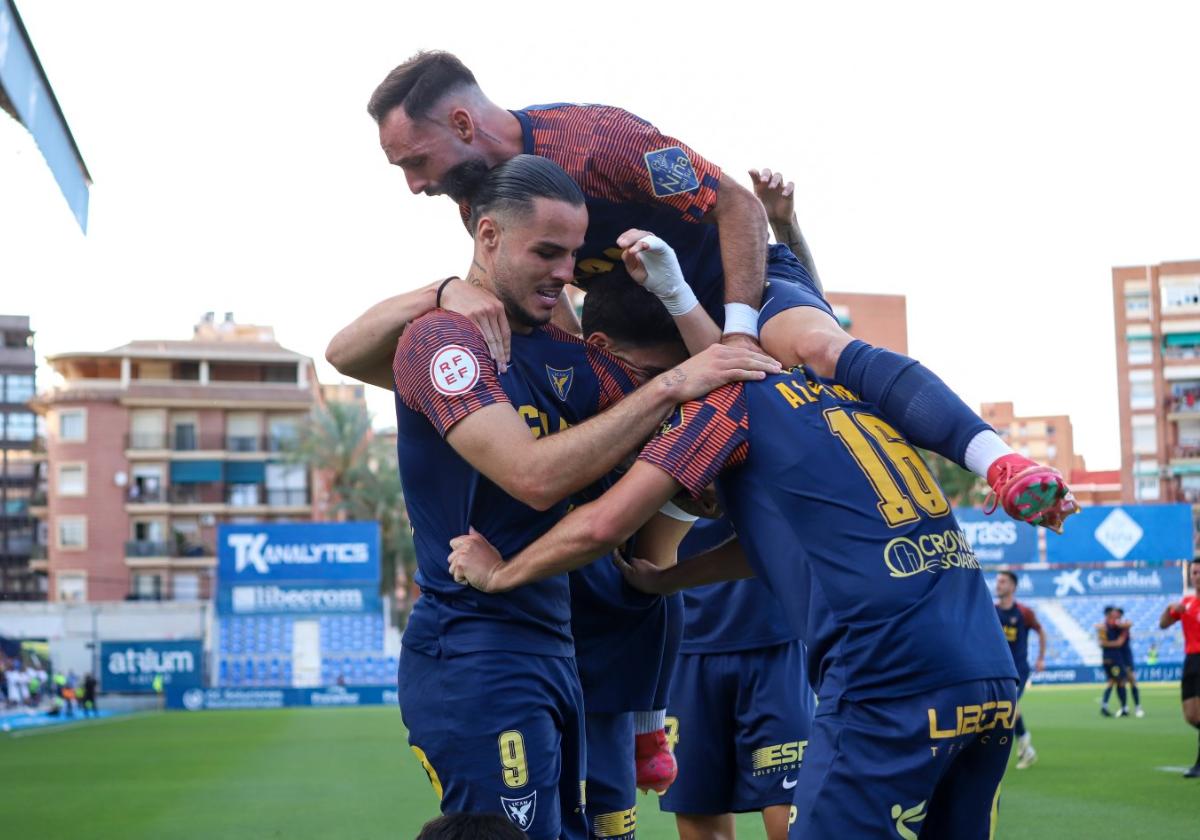 El ucam de crespo ya conoce el camino para subir | la verdad