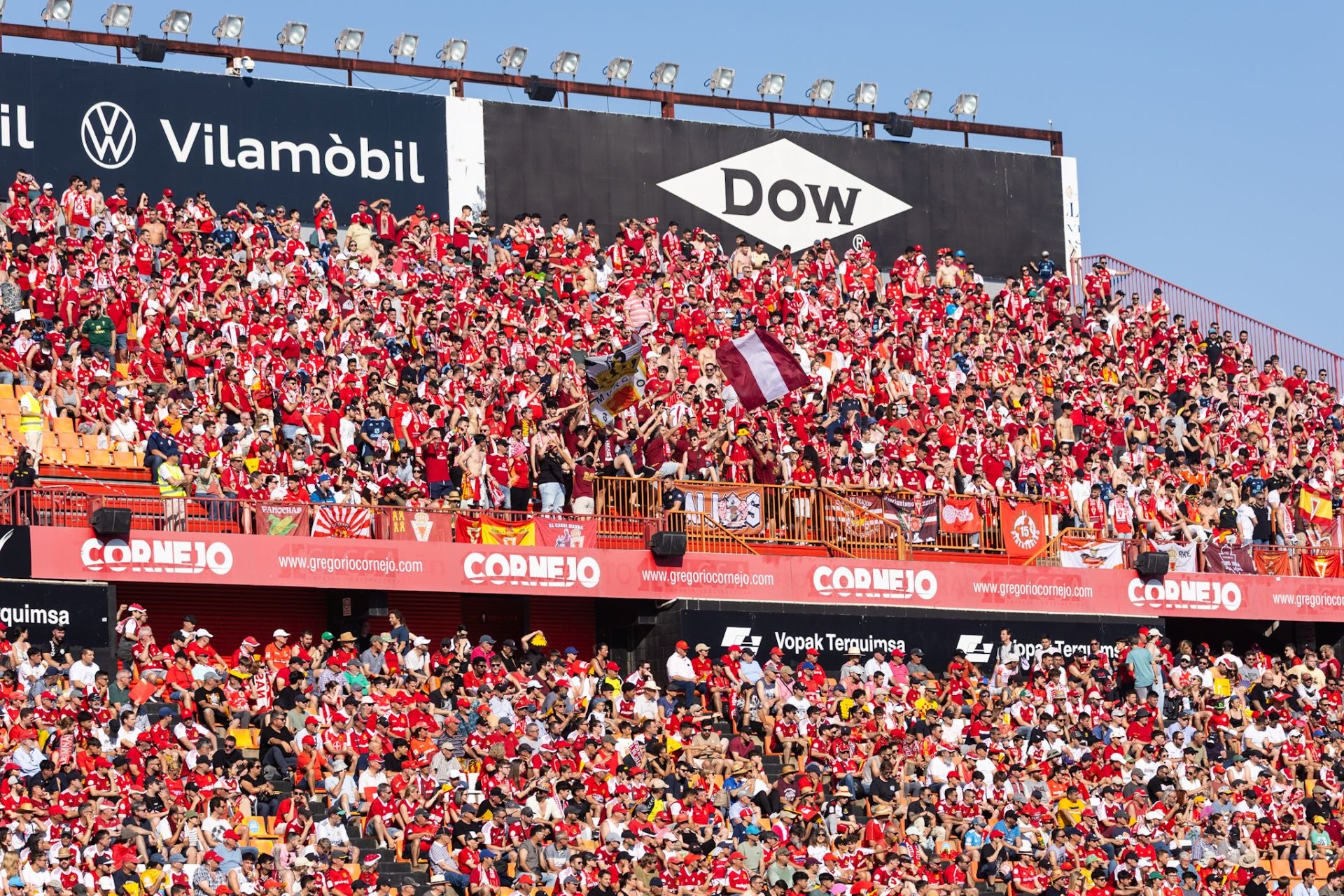 El empate del Real Murcia contra el Nàstic, en imágenes