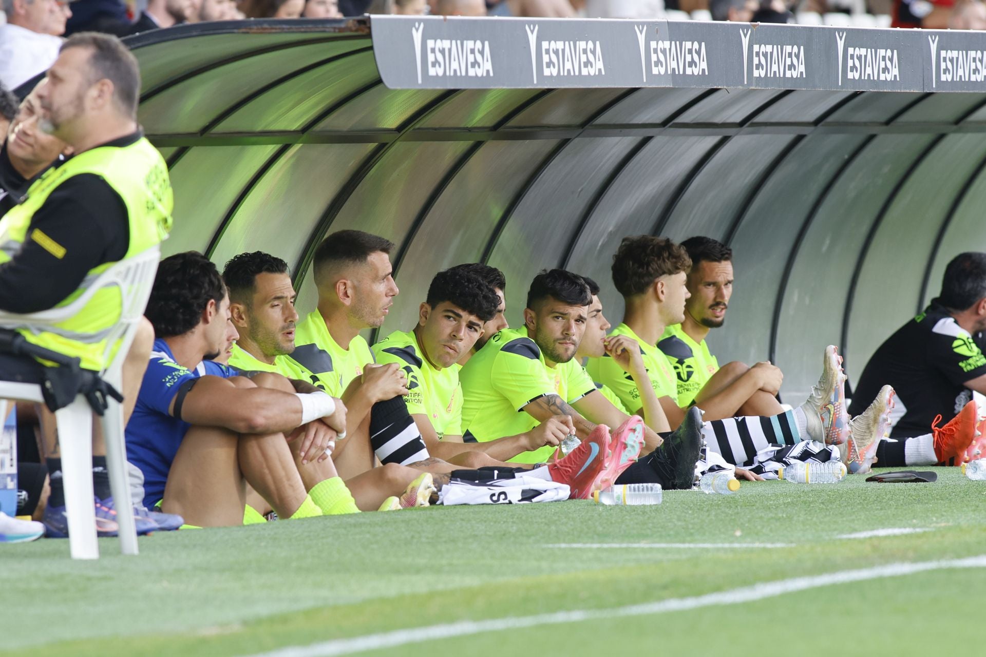 La derrota del Cartagena frente al Mirandés, en imágenes