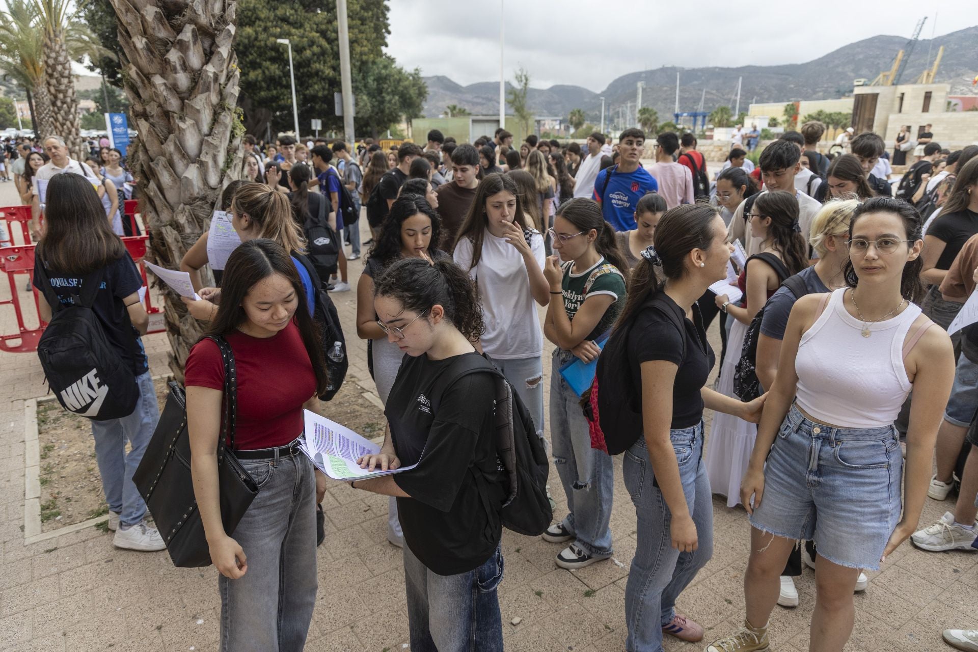 Los alumnos de la Región de Murcia afrontan los primeros exámenes de la PAU, en imágenes