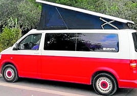 Imagen de la furgoneta camper que fue robada del taller.
