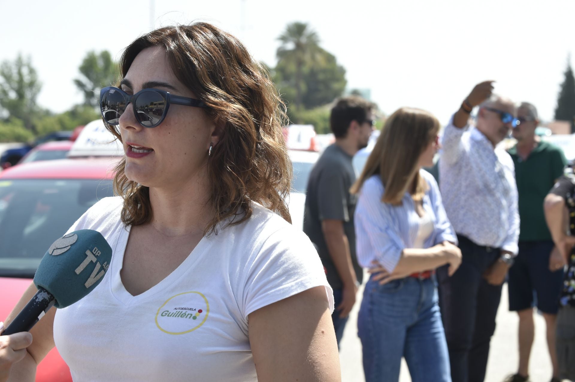 La protesta de autoescuelas de Murcia, en imágenes